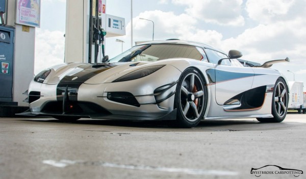 Koenigsegg One 1 spot 4 600x351 at Koenigsegg One:1 Spotted on the Road