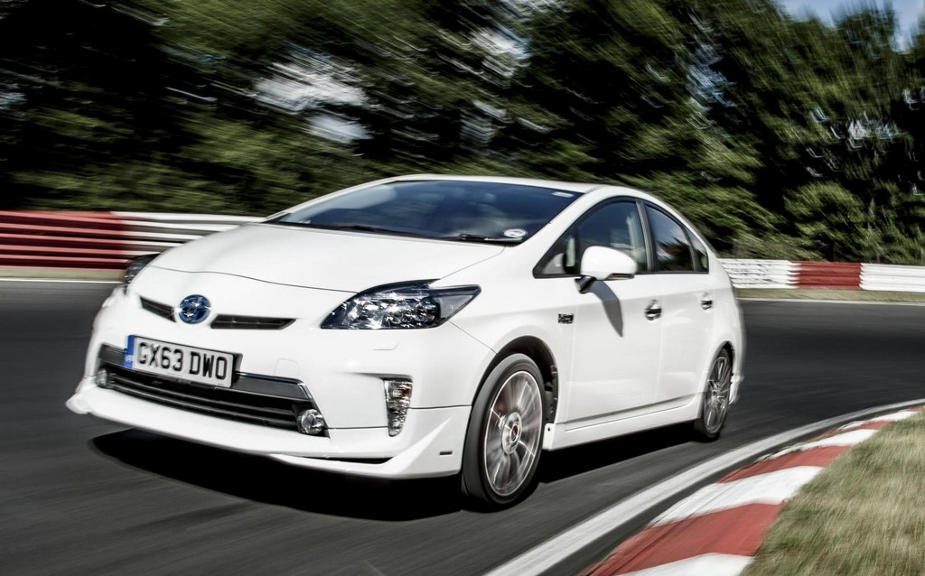 Toyota Prius Sets Nurburgring Lap Record 1 at Toyota Prius Sets Nurburgring Record for Fuel Economy