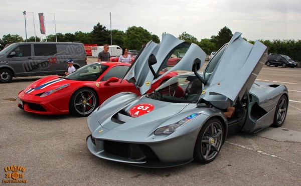 grey laferrari action 4 600x371 at Grey LaFerrari in Action on Road and Track