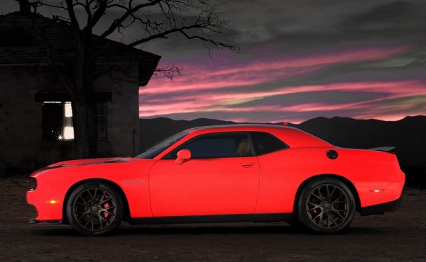 hellcat at night 600x370 at Dodge Challenger Hellcat Production Limited to 1,200 Units?