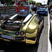 Black and Gold Bugatti Veyron 1 175x175 at Golden Bugatti Veyron Spotted in Geneva