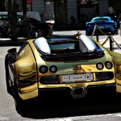 Black and Gold Bugatti Veyron 5 175x175 at Golden Bugatti Veyron Spotted in Geneva