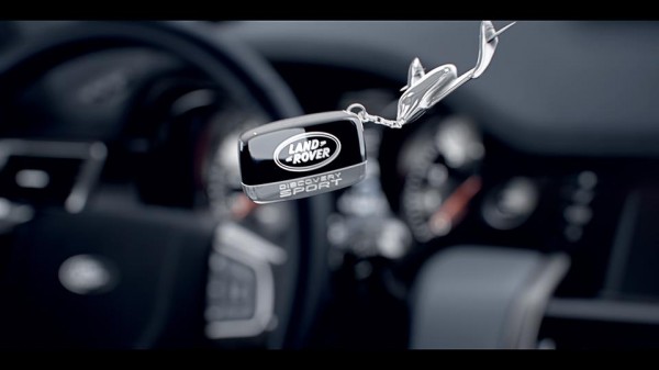 Land Rover Discovery Sport Interior 1 600x337 at Land Rover Discovery Sport Interior Revealed in Short Film