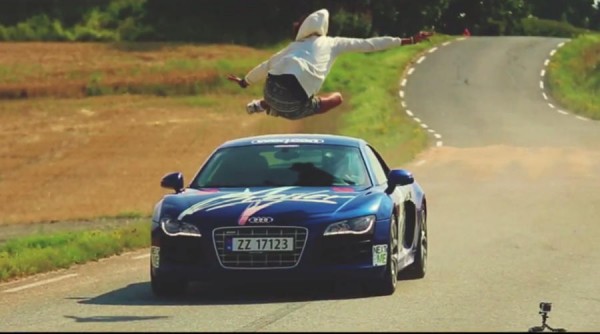 R8 jump 600x334 at Man Jumps Over Audi R8 at 150 km/h