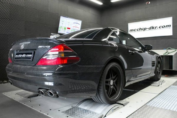 mcchip sl55 1 600x400 at Mcchip DKR Mercedes SL55 AMG Tuned to 552hp