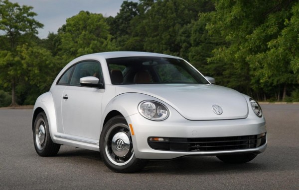 2015 Beetle Classic 1 600x383 at 2015 VW Beetle Classic Launched in the U.S.