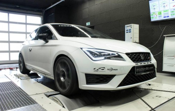 mcchip leon 1 600x383 at SEAT Leon Cupra Tuned to 340 hp by Mcchip DKR