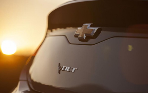 2016 Chevrolet Volt 1 600x376 at 2016 Chevrolet Volt Gets New Voltec Drive Unit 