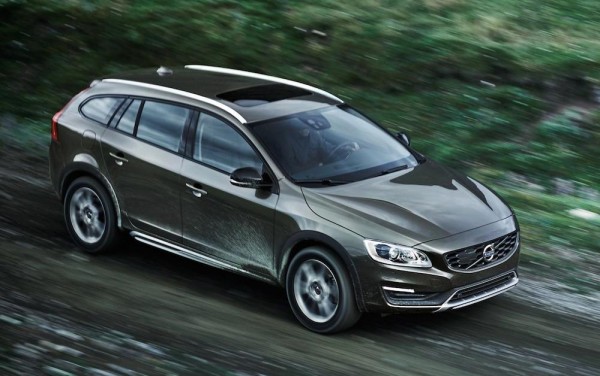 V60 Cross Country 0 600x376 at Official: Volvo V60 Cross Country