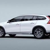 V60 Cross Country 4 175x175 at Official: Volvo V60 Cross Country