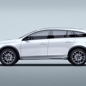V60 Cross Country 6 175x175 at Official: Volvo V60 Cross Country