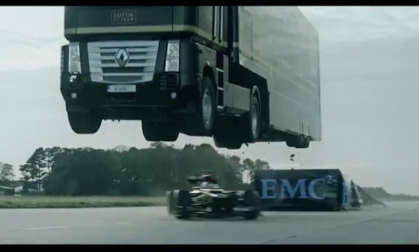 lotus f1 jump 600x361 at EMC Truck Jumps Over Lotus F1 Car!