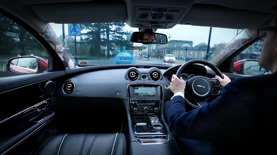 JLR Transparent Pillars at JLR Unveils Virtual Windscreen with Transparent Pillars
