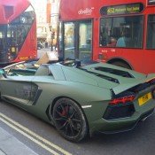 Matte Green Aventador 5 175x175 at Londoner Uses Matte Green Aventador as Delivery Car!