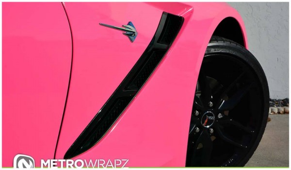 Paris Hilton Pink Corvette 6 600x350 at Paris Hilton’s Gloss Pink Corvette by Metro Wrapz