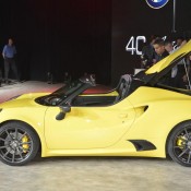 Alfa Romeo 4C Spider naias 6 175x175 at Alfa Romeo 4C Spider Live at NAIAS