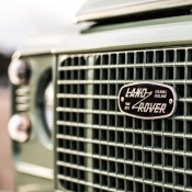 Land Rover Defender Sand SE 3 175x175 at Land Rover Defender Sand Drawing Marks the End of an Era
