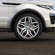 2016 Range Rover Evoque 8 175x175 at Official: 2016 Range Rover Evoque