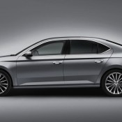 2016 Skoda Superb 2 175x175 at Official: 2016 Skoda Superb 