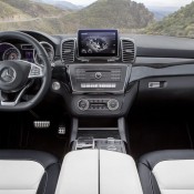 Mercedes GLE Class 8 175x175 at Official: Mercedes GLE Class