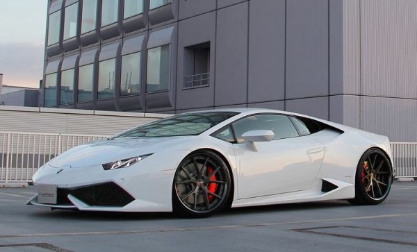 hyper huracan 0 600x363 at Haters Gonna Hate, But the Huracan Is Beautiful!