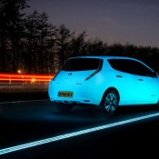 smart highway LEAF 3 175x175 at Glow in the Dark Nissan LEAF Hits the Smart Highway