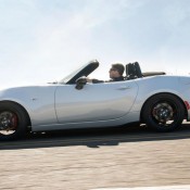 Mazda MX 5 Club 3 175x175 at Official: 2016 Mazda MX 5 Club and Launch Edition