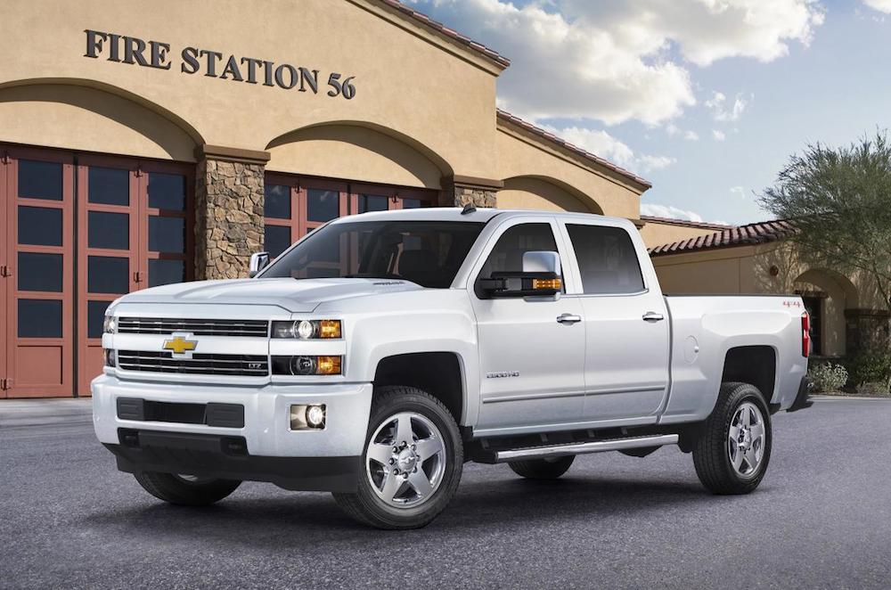 Silverado Custom Sport HD 1 at Official: 2015 Chevrolet Silverado Custom Sport HD