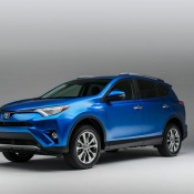 Toyota RAV4 Hybrid 1 175x175 at 2016 Toyota RAV4 Hybrid Debuts in New York