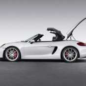 orsche Boxster Spyder 8 175x175 at 2016 Porsche Boxster Spyder Revealed