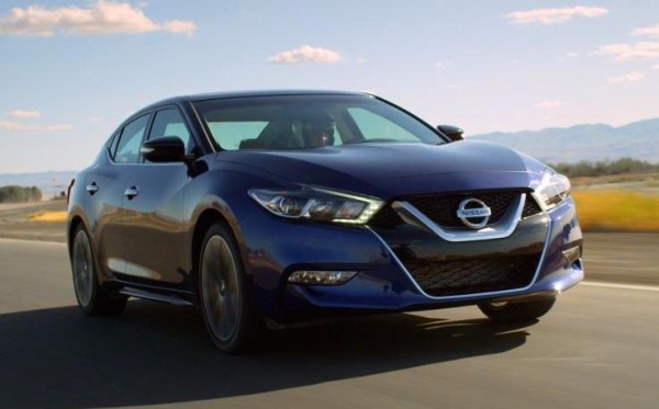 2016 Nissan Maxima track 600x373 at 2016 Nissan Maxima Outperforms BMW 328i