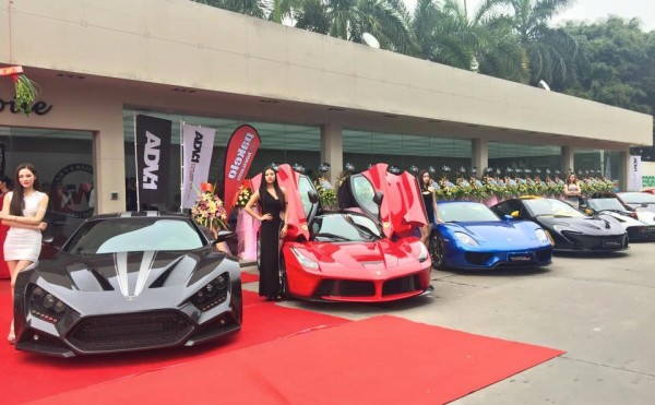 Impressive Wrap Canton 0 600x371 at Gallery: Supercars at Impressive Wrap Canton Grand Opening