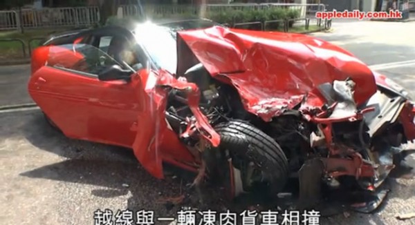 Ferrari 599 GTB Wrecked 0 600x326 at Ferrari 599 GTB Wrecked Beyond Recognition in Hong Kong