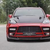 Mansory Porsche Cayenne Turbo live 2 175x175 at Up Close with Mansory Porsche Cayenne Turbo 