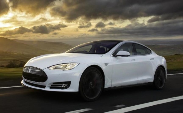 Tesla Model S Billion 600x369 at Tesla Model S Drivers Record 1 Billion Electric Miles