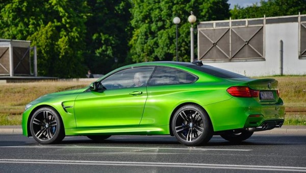 java green bmw m4 0 600x340 at Java Green BMW M4 Spotted in Warsaw
