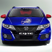 Honda Civic Tourer record 1 175x175 at Honda Civic Tourer Sets New Guinness Record for Fuel Efficiency