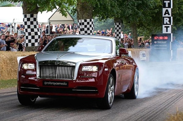 Rolls Royce Wraith gfos 1 600x399 at Rolls Royce Wraith Sets Blistering Goodwood Record