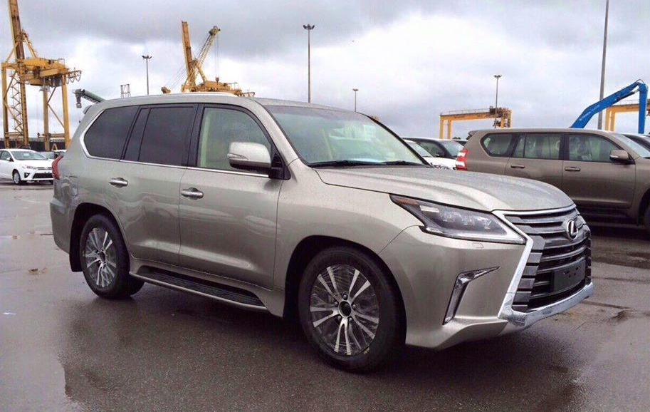 2016 Lexus LX Scoop 0 at 2016 Lexus LX Scooped Undisguised