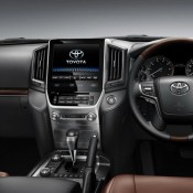 2016 Toyota Land Cruiser 7 175x175 at Official: 2016 Toyota Land Cruiser Facelift