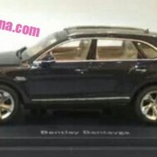 Bentley Bentayga scale model 2 175x175 at Bentley Bentayga Revealed by Leaked Scale Model