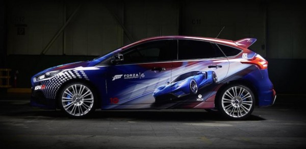 Forza Ford Focus RS 2 600x292 at Top Gear’s Stig Unveils Forza Themed Ford Focus RS 