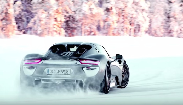 Porsche Driving Experience Winter at Porsche Driving Experience Winter 2015 Highlights