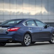 2016 Nissan Altima 2 175x175 at Official: 2016 Nissan Altima
