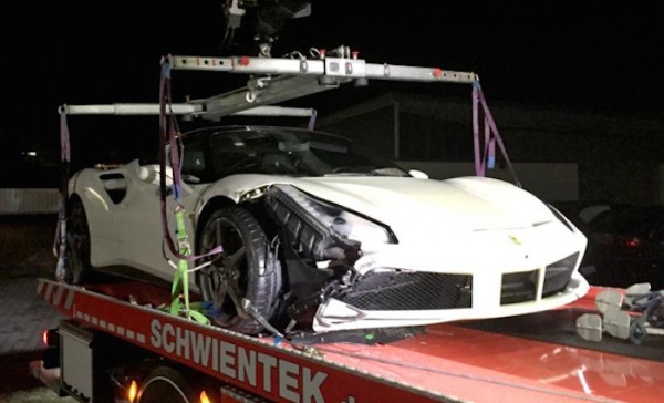 Ferrari 488 GTB Crash 600x364 at First Ferrari 488 GTB Crash Recorded in Germany