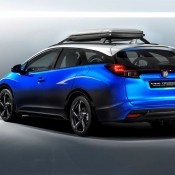 Honda Civic Tourer Active Life 2 175x175 at IAA Preview: Honda Civic Tourer Active Life Concept