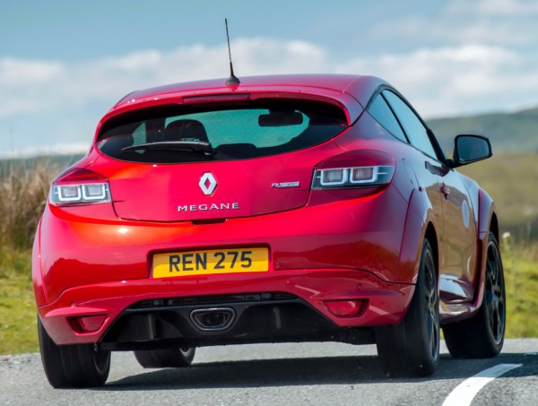 Renault Megane RS 275 1 600x453 at Official: Renault Megane RS 275 Cup S and Nav