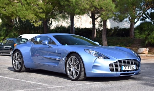 Aston Martin One 77 spot 0 600x354 at Mako Blue Aston Martin One 77 Sighted in France