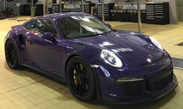 Wingless 911 GT3 RS 2 600x357 at Creepy: Wingless Porsche 911 GT3 RS