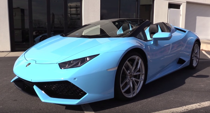 Up Close and Personal with Lamborghini Huracan Spyder